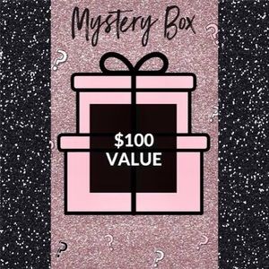 💕Mystery box of brand new boutique clothing 💕